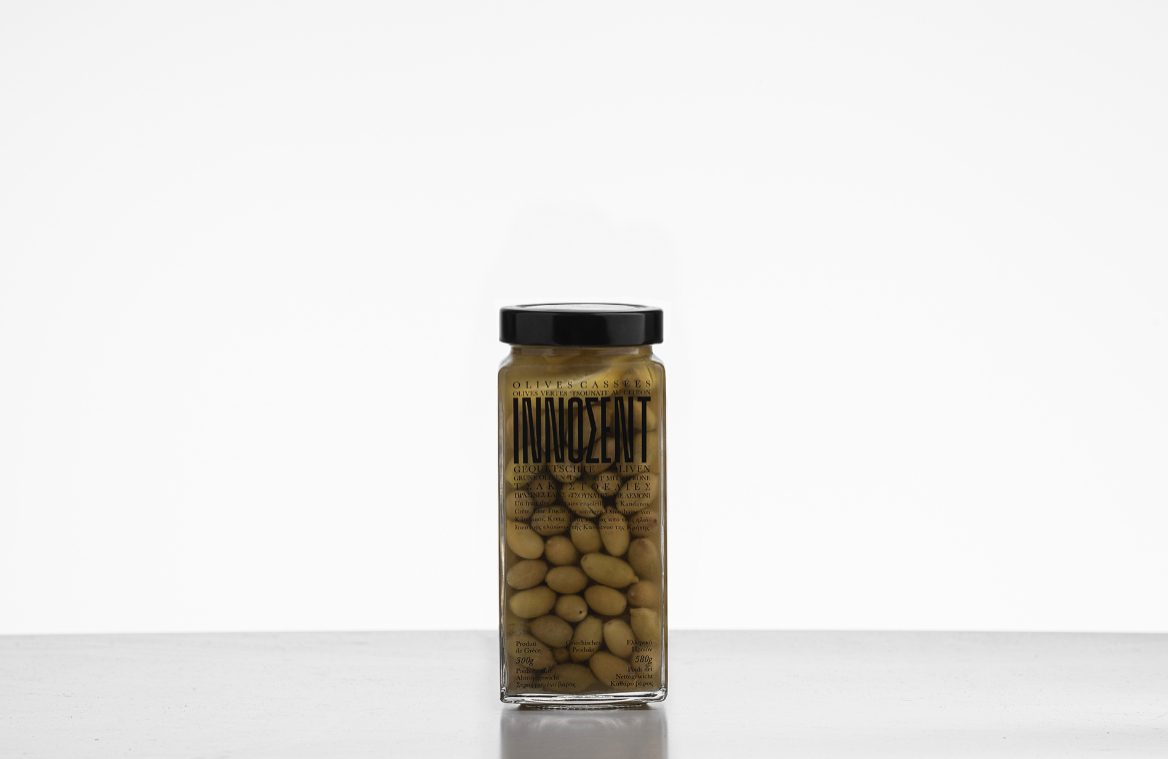 Green split olives with lemon Tsounati