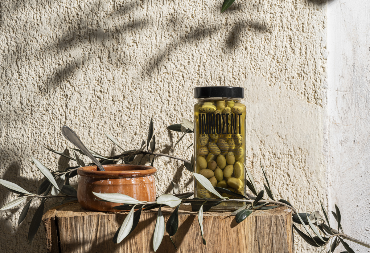 Green split olives with lemon Tsounati - Image 2